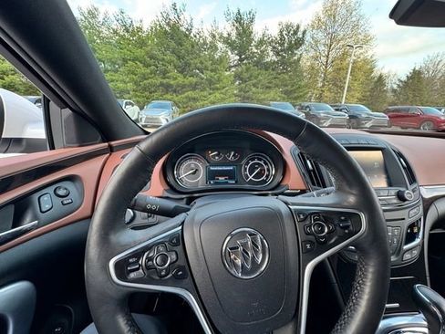 Used 2017 Buick Regal Premium w/ Driver Confidence Package #1 image 8