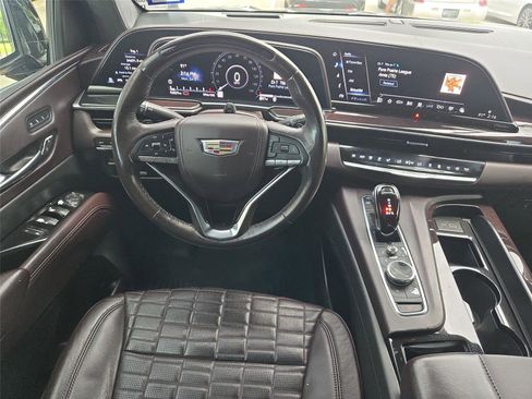 Used 2021 Cadillac Escalade ESV Premium Luxury Platinum AWD/4WD image 14