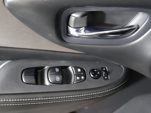 Used 2022 Nissan Murano SV image 29