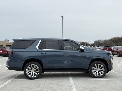 New 2026 Chevrolet Tahoe Premier image 3