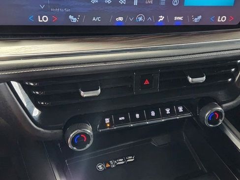 Used 2025 Chevrolet Tahoe Z71 image 21