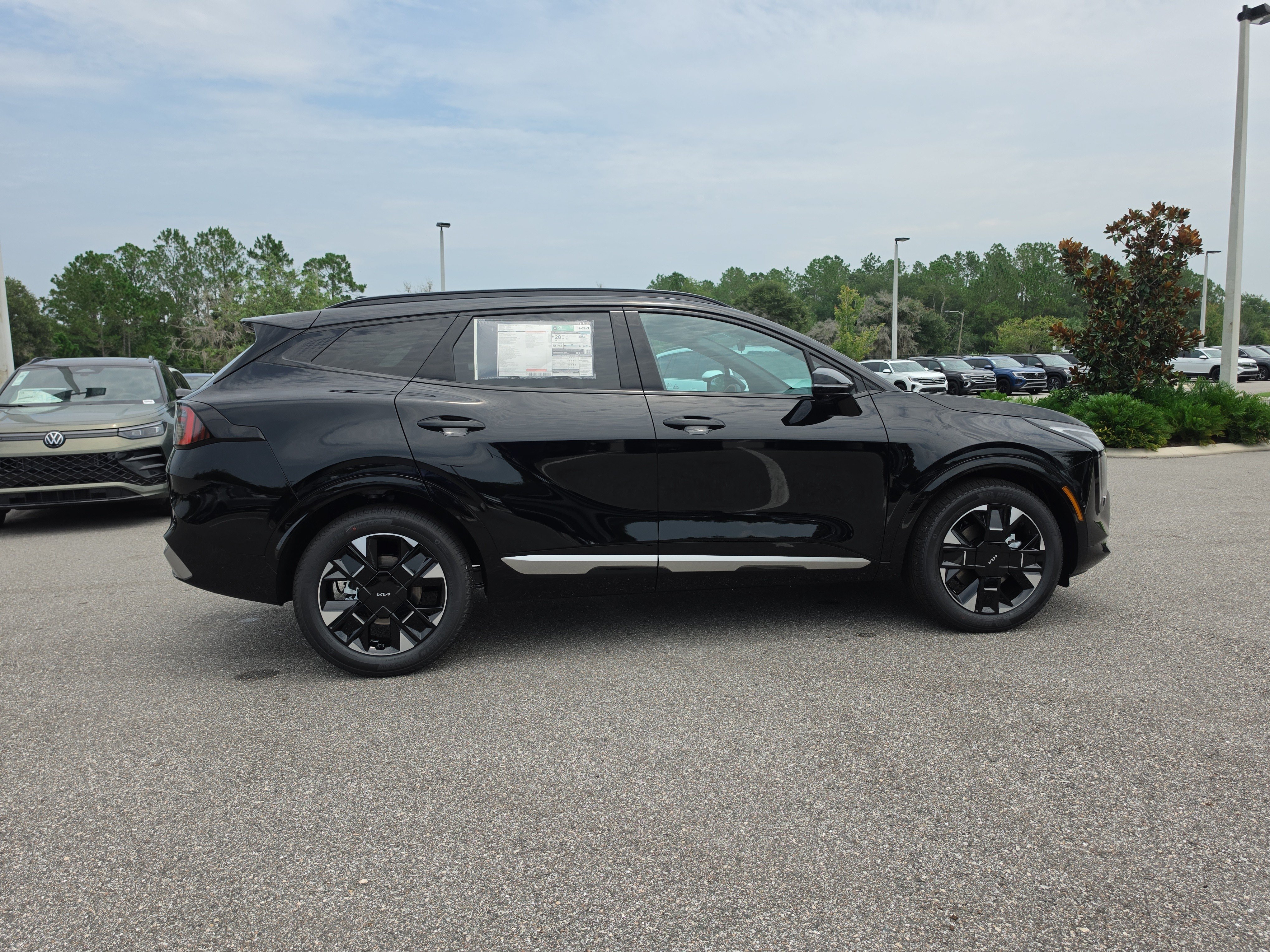 New 2026 Kia Sportage SX FWD image 9