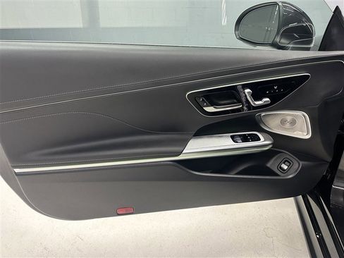 Used 2024 Mercedes-Benz CLE 300 4MATIC Coupe image 17