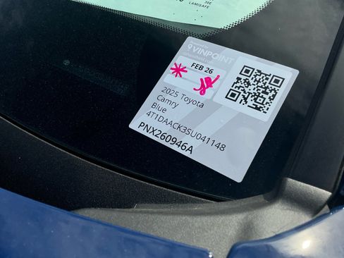 Certified 2025 Toyota Camry XLE image 25