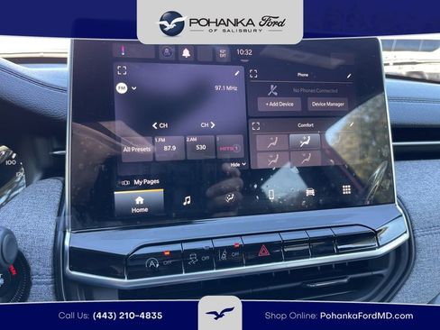 Used 2024 Jeep Compass Latitude AWD/4WD image 10