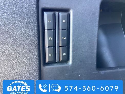 Used 2024 Ford Expedition Limited image 14