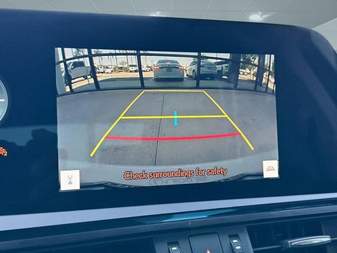 Certified 2025 Lexus ES 350 w/ Premium Package FWD image 23