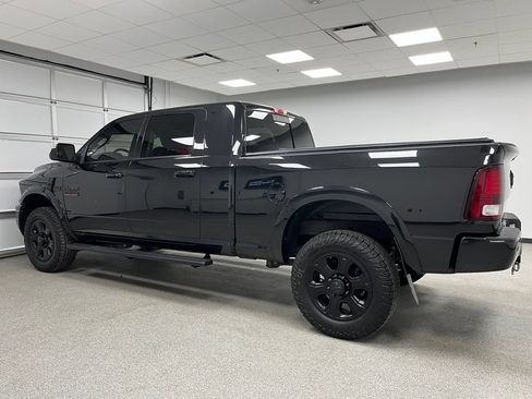 Used 2018 RAM 2500 Laramie w/ Sport Appearance Group AWD/4WD image 7