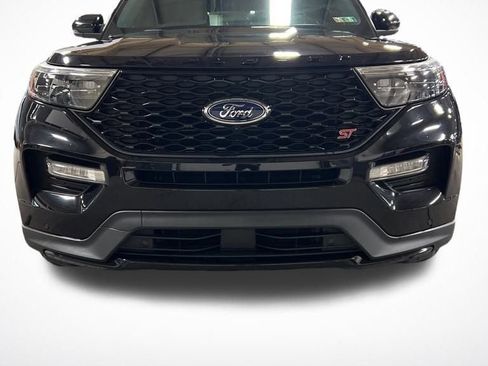Used 2020 Ford Explorer ST w/ ST Street Pack image 3