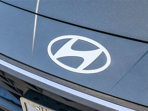 Certified 2025 Hyundai Elantra SEL image 14