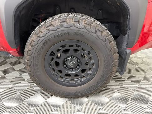 Used 2025 Toyota 4Runner SR5 image 20