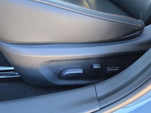 Used 2025 Nissan Sentra SR w/ SR Premium Package image 20