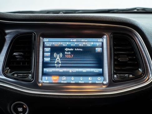 Used 2018 Dodge Challenger R/T Scat Pack image 29