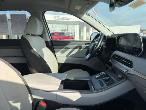Used 2021 Hyundai Palisade SEL w/ Convenience Package image 2