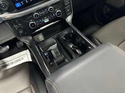 Used 2025 Ford F150 Lariat w/ Equipment Group 501A Mid image 38