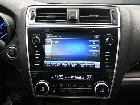 Used 2018 Subaru Outback 3.6R Limited AWD/4WD image 11