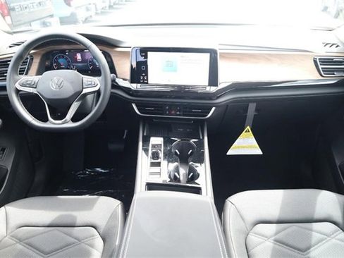 New 2026 Volkswagen Atlas SE image 26