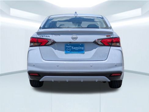 New 2025 Nissan Versa SR w/ Trunk Package image 5
