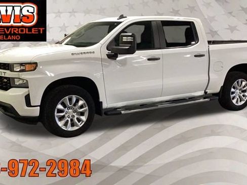 Used 2021 Chevrolet Silverado 1500 Custom w/ Custom Max Trailering Package AWD/4WD image 2