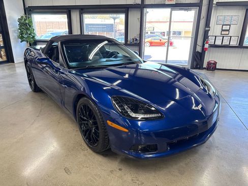Used 2005 Chevrolet Corvette Convertible w/ Preferred Equipment Group image 15
