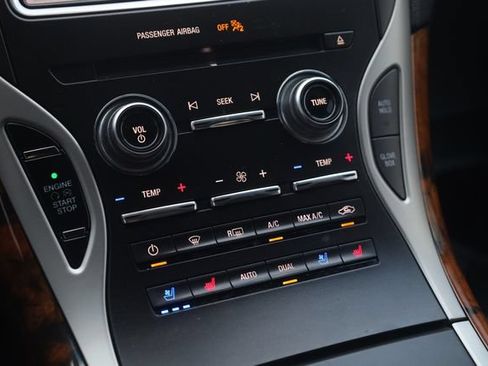 Used 2019 Lincoln Nautilus Reserve AWD/4WD image 19