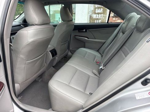 Used 2012 Toyota Camry XLE FWD image 14