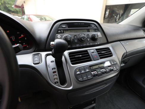 Used 2005 Honda Odyssey EX-L image 21