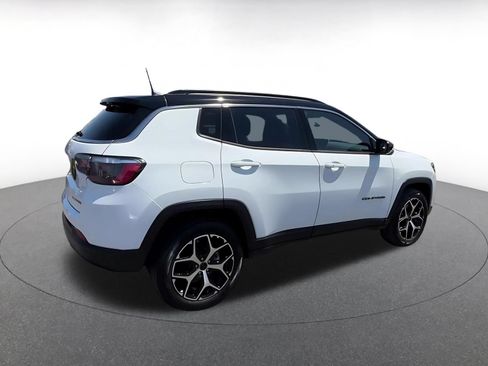 Used 2025 Jeep Compass Limited AWD/4WD image 15