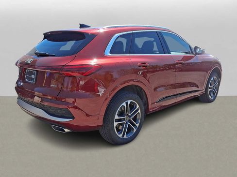 Certified 2025 Audi Q5 Premium w/ Premium Plus AWD/4WD image 25