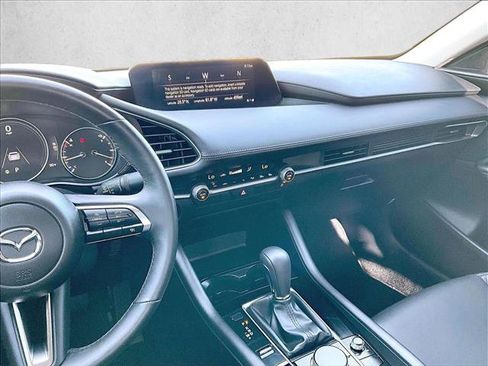 Used 2024 MAZDA MAZDA3 s FWD image 8