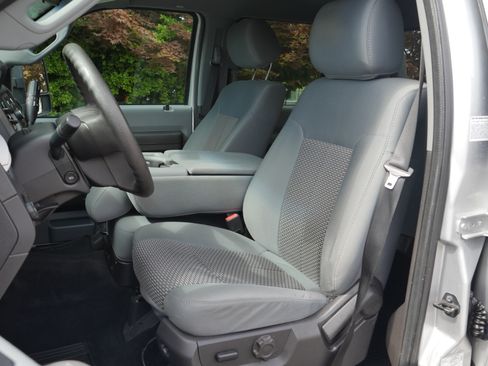 Used 2012 Ford F350 XLT w/ XLT Interior Pkg AWD/4WD image 27