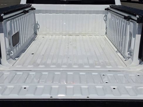 Used 2025 RAM 1500 Laramie w/ Night Edition AWD/4WD image 17