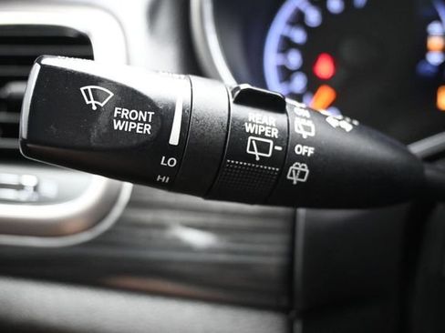 Used 2019 Jeep Grand Cherokee Altitude RWD image 18