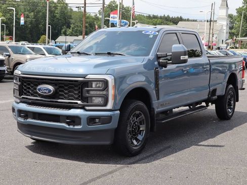 Used 2023 Ford F350 Lariat w/ Sport Appearance Package AWD/4WD image 17