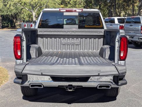 New 2026 GMC Sierra 1500 SLT w/ SLT Premium Plus Package image 13