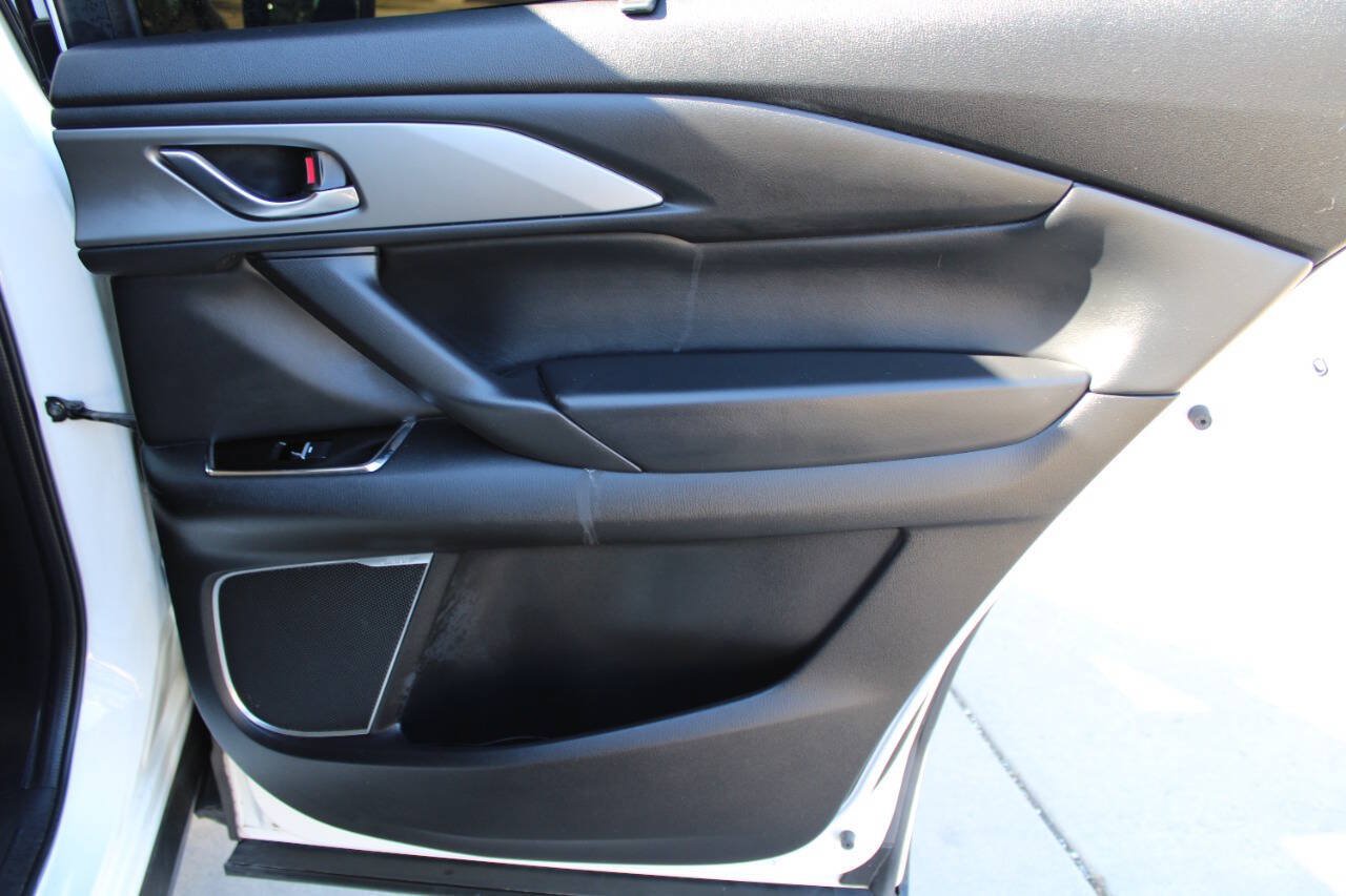 Used 2020 MAZDA CX-9 Touring w/ Touring Premium Package AWD/4WD image 9