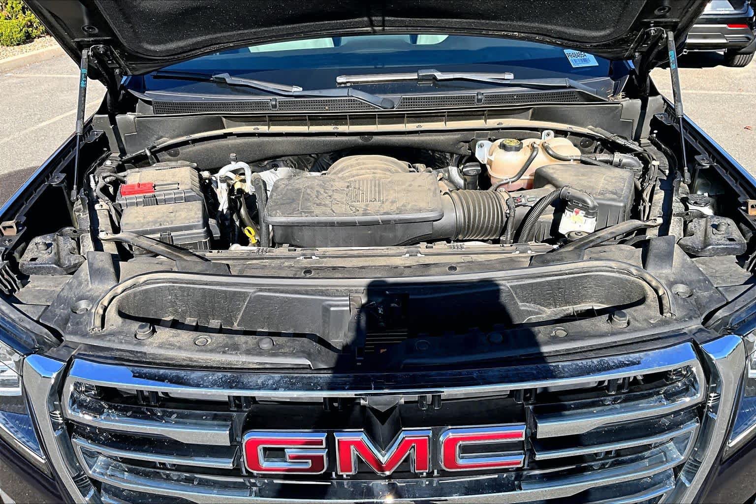 Used 2023 GMC Yukon SLT w/ SLT Luxury Package AWD/4WD image 31