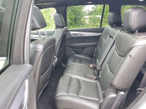 Used 2023 Cadillac XT6 Luxury AWD/4WD image 17