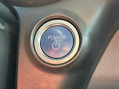 Used 2021 Toyota Sienna XSE FWD image 14