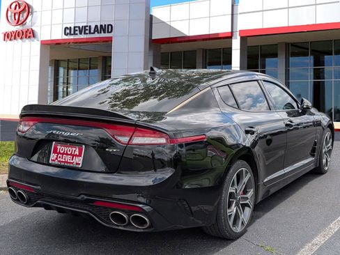 Used 2022 Kia Stinger GT1 w/ Red Interior Color Package RWD image 5