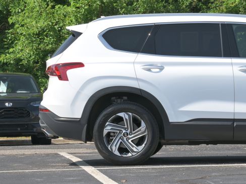 Used 2023 Hyundai Santa Fe SEL FWD image 5