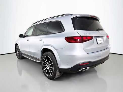 Used 2024 Mercedes-Benz GLS 450 4MATIC image 7