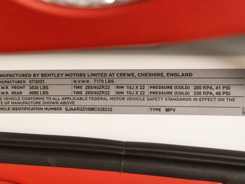 Used 2021 Bentley Bentayga Speed image 19