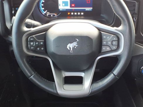 Used 2023 Ford Bronco Black Diamond AWD/4WD image 14