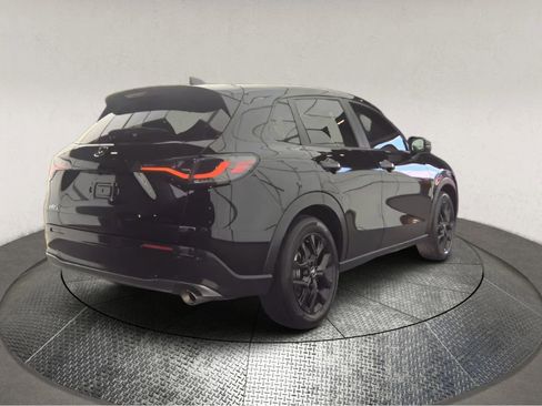 Used 2024 Honda HR-V Sport image 2