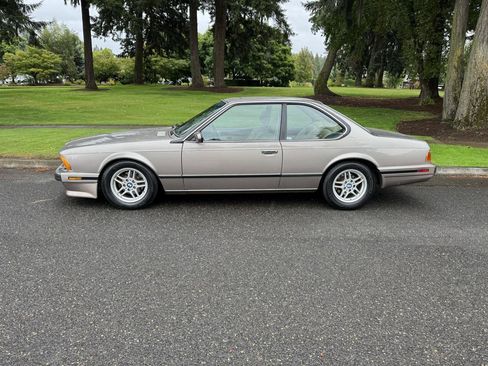 Used 1988 BMW 635CSi Coupe RWD image 2