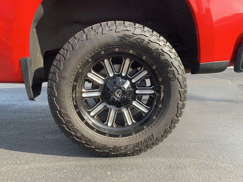 Used 2021 Chevrolet Silverado 1500 LT Trail Boss w/ Convenience Package II image 32