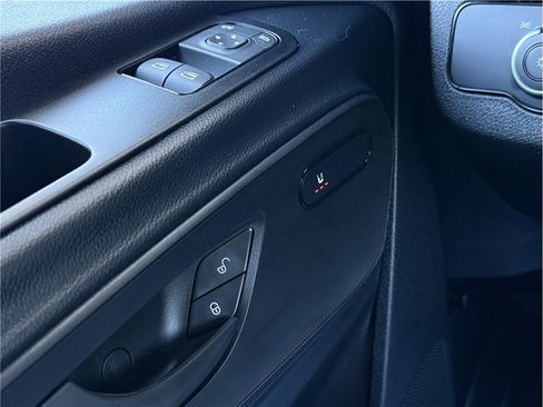 Used 2024 Mercedes-Benz Sprinter 3500 image 39