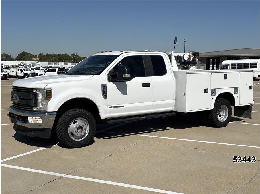 Used 2018 Ford F350 XL w/ Power Equipment Group AWD/4WD image 1