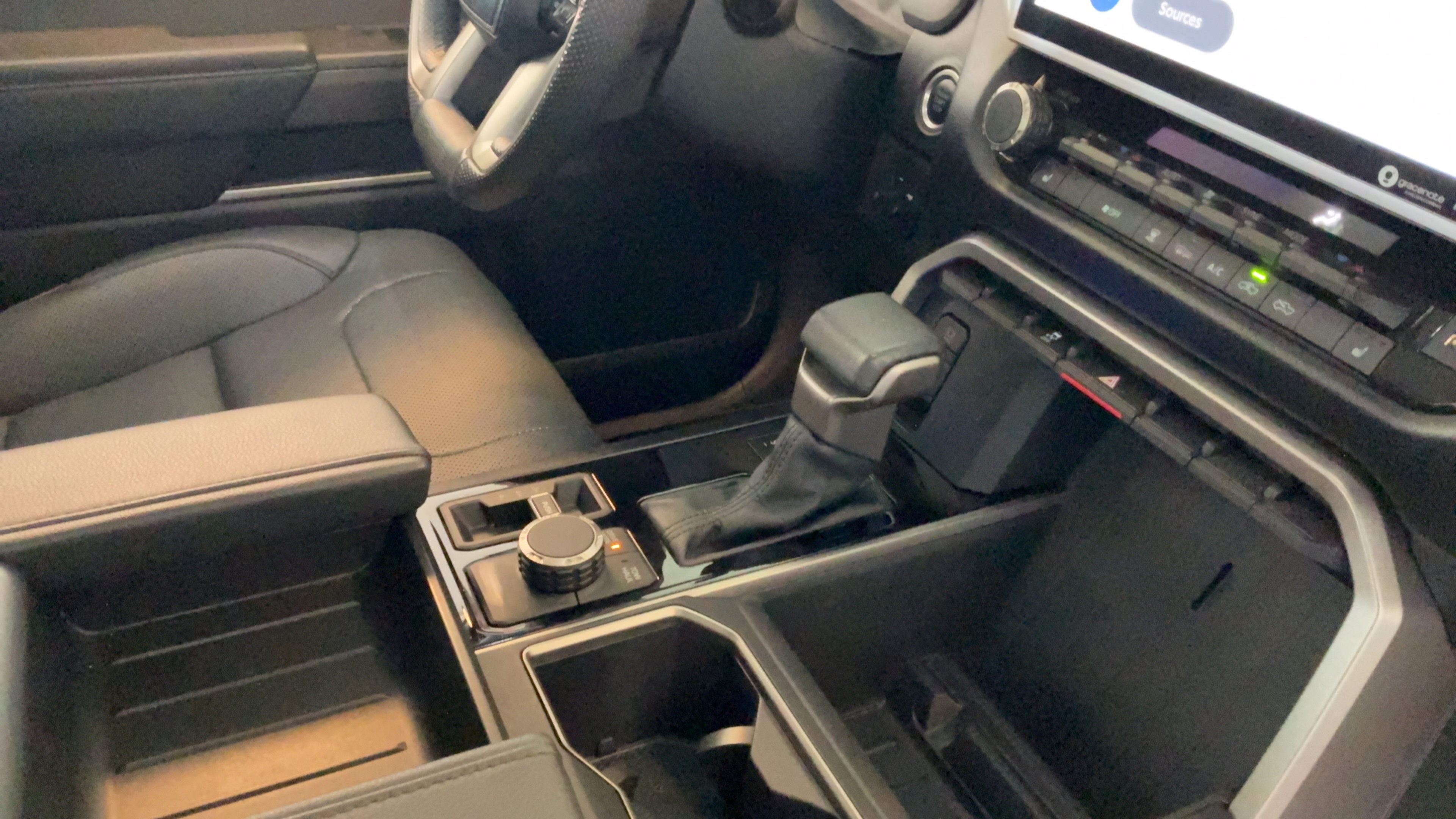 Used 2024 Toyota Tundra SR5 w/ SR5 Premium Package AWD/4WD image 41